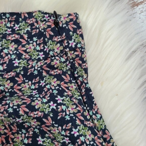 ZARA Floral Shorts Blue Size Small - Picture 5 of 7